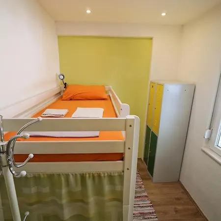 Hostel Oasis
