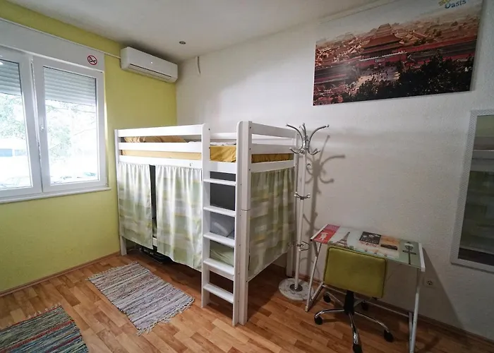 Oasis Hostel Σπλιτ